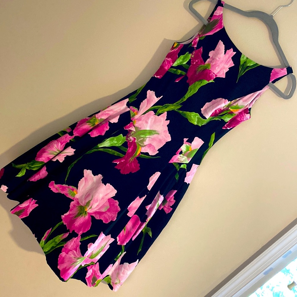 Stunning Carmen Marc Valvo Dress